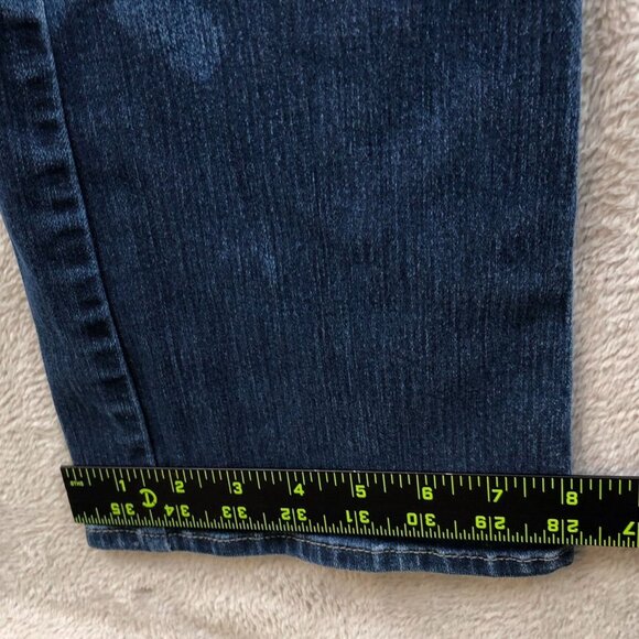 Lee Riders Womens Jeans Size 6M Midrise Bootcut Leg Blue Dark Denim Casual - Picture 8 of 16